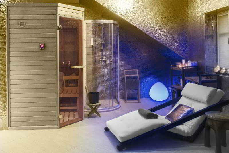 Royal Court 3* Prague